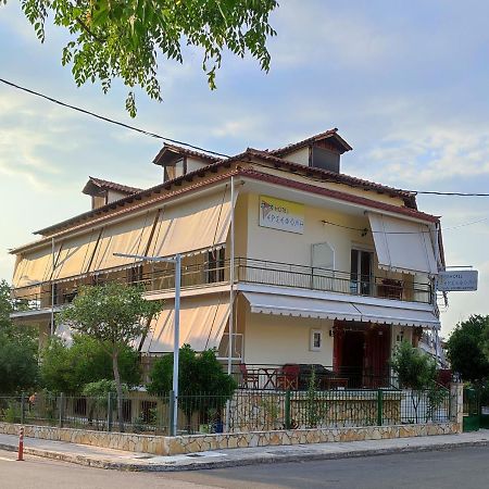 Περσεφονη Hotel Kamena Vourla Bagian luar foto